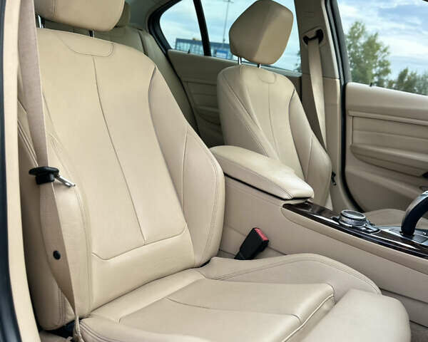 Синій БМВ 3 Серія, об'ємом двигуна 2 л та пробігом 154 тис. км за 14500 $, фото 10 на Automoto.ua