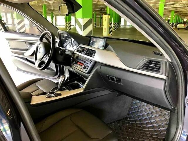 Синий БМВ 3 Серия, объемом двигателя 2 л и пробегом 195 тыс. км за 12300 $, фото 1 на Automoto.ua