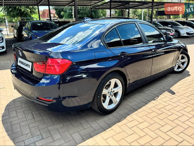 Синий БМВ 3 Серия, объемом двигателя 2 л и пробегом 92 тыс. км за 13500 $, фото 5 на Automoto.ua