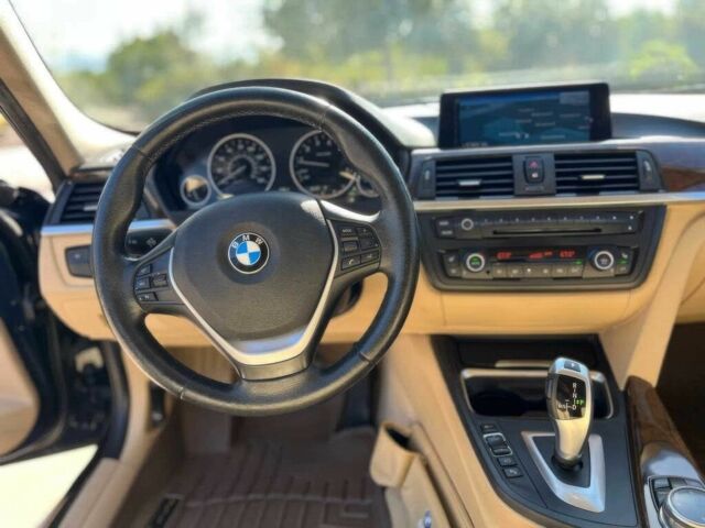 Синий БМВ 3 Серия, объемом двигателя 2 л и пробегом 88 тыс. км за 3200 $, фото 8 на Automoto.ua