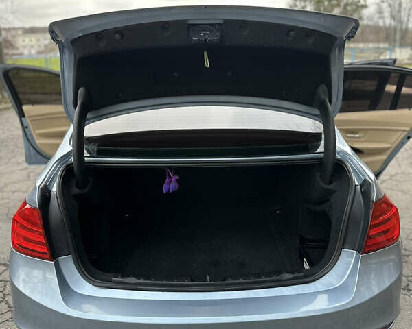 Синій БМВ 3 Серія, об'ємом двигуна 2 л та пробігом 109 тис. км за 12900 $, фото 7 на Automoto.ua