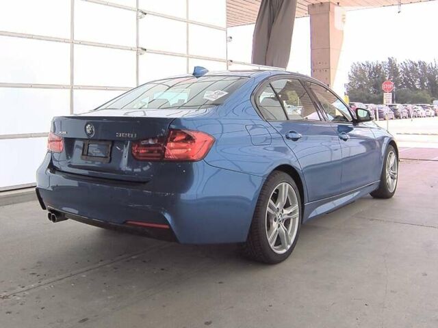 Синий БМВ 3 Серия, объемом двигателя 2 л и пробегом 82 тыс. км за 2900 $, фото 4 на Automoto.ua