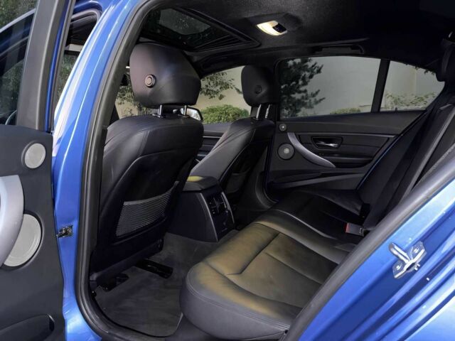 БМВ 3 Серія 2014 у Кропивницькому (Кіровограді) на Automoto.ua Синій БМВ 3 Серія, об'ємом двигуна 2 л та пробігом 85 тис. км за 12300 $, фото 9 на Automoto.ua