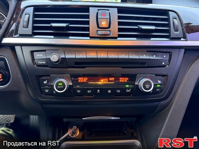 Синий БМВ 3 Серия, объемом двигателя 2 л и пробегом 14 тыс. км за 17900 $, фото 8 на Automoto.ua