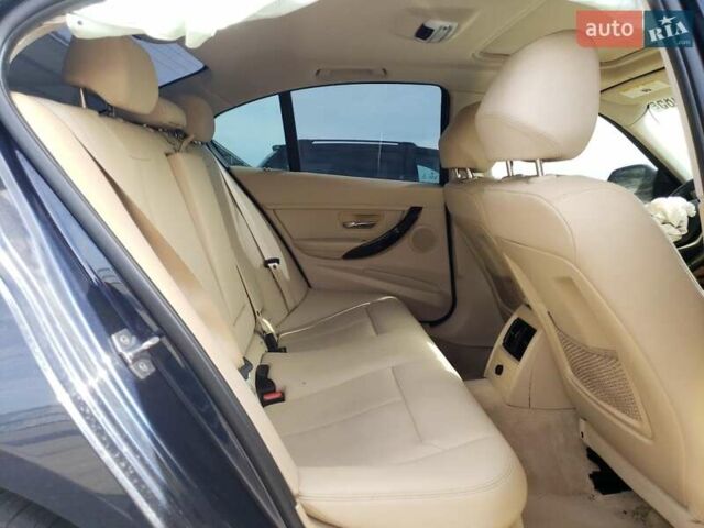 Синій БМВ 3 Серія, об'ємом двигуна 2 л та пробігом 166 тис. км за 2500 $, фото 9 на Automoto.ua