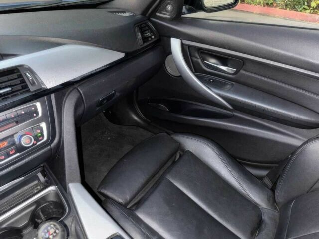 БМВ 3 Серія 2014 у Кропивницькому (Кіровограді) на Automoto.ua Синій БМВ 3 Серія, об'ємом двигуна 2 л та пробігом 85 тис. км за 12300 $, фото 8 на Automoto.ua