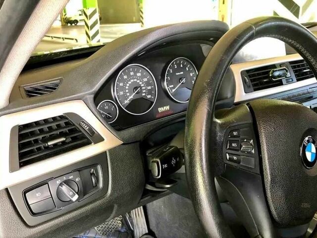 Синий БМВ 3 Серия, объемом двигателя 2 л и пробегом 195 тыс. км за 12300 $, фото 2 на Automoto.ua