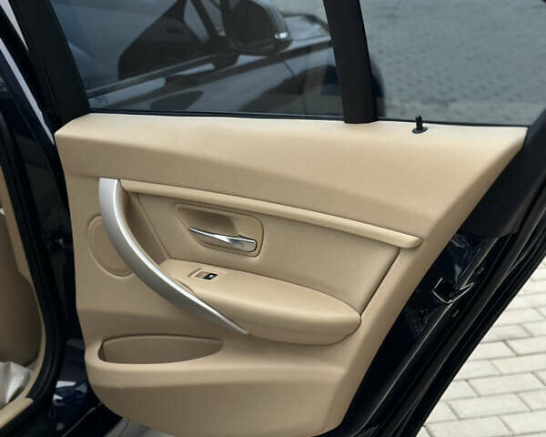 Синій БМВ 3 Серія, об'ємом двигуна 2 л та пробігом 65 тис. км за 15500 $, фото 46 на Automoto.ua