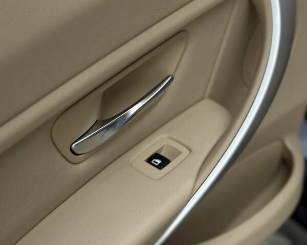 Синій БМВ 3 Серія, об'ємом двигуна 2 л та пробігом 65 тис. км за 15500 $, фото 40 на Automoto.ua