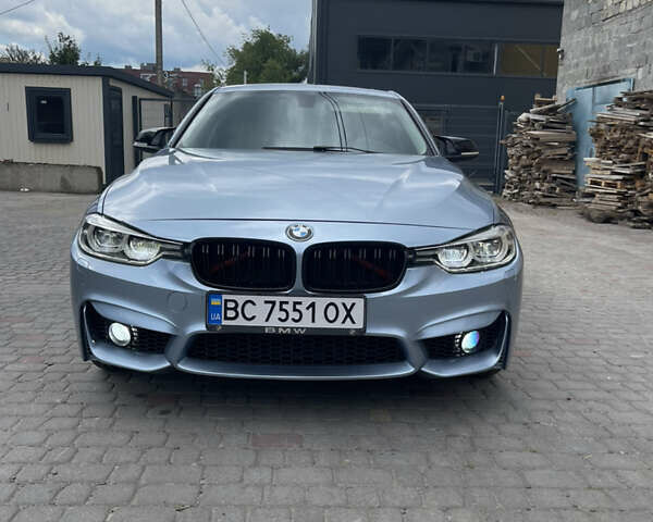 Синий БМВ 3 Серия, объемом двигателя 2 л и пробегом 255 тыс. км за 11500 $, фото 4 на Automoto.ua