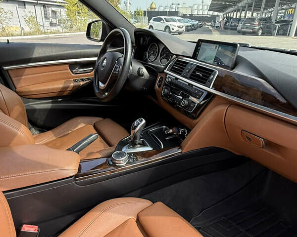 Синій БМВ 3 Серія, об'ємом двигуна 2 л та пробігом 171 тис. км за 18000 $, фото 9 на Automoto.ua