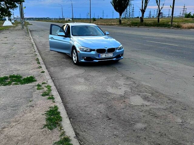 Синий БМВ 3 Серия, объемом двигателя 2 л и пробегом 170 тыс. км за 13200 $, фото 5 на Automoto.ua
