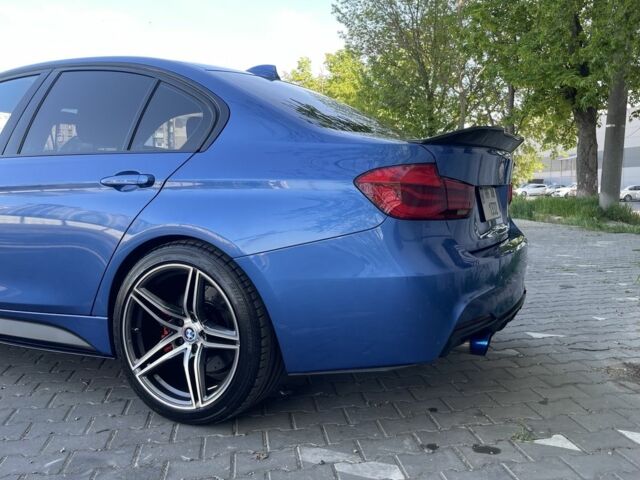 Синій БМВ 3 Серія, об'ємом двигуна 3 л та пробігом 178 тис. км за 25900 $, фото 3 на Automoto.ua