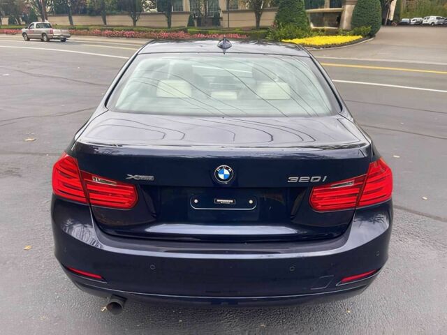 Синій БМВ 3 Серія, об'ємом двигуна 2 л та пробігом 70 тис. км за 4800 $, фото 3 на Automoto.ua