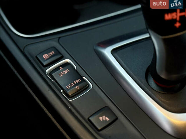 Синий БМВ 3 Серия, объемом двигателя 2.98 л и пробегом 135 тыс. км за 19500 $, фото 27 на Automoto.ua