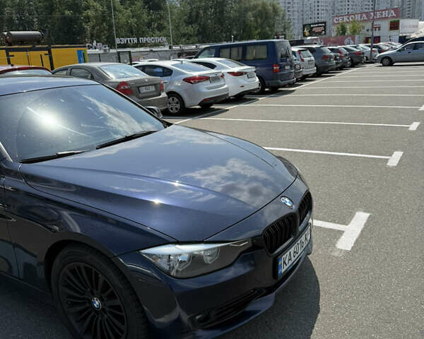 Синий БМВ 3 Серия, объемом двигателя 2 л и пробегом 195 тыс. км за 16500 $, фото 2 на Automoto.ua
