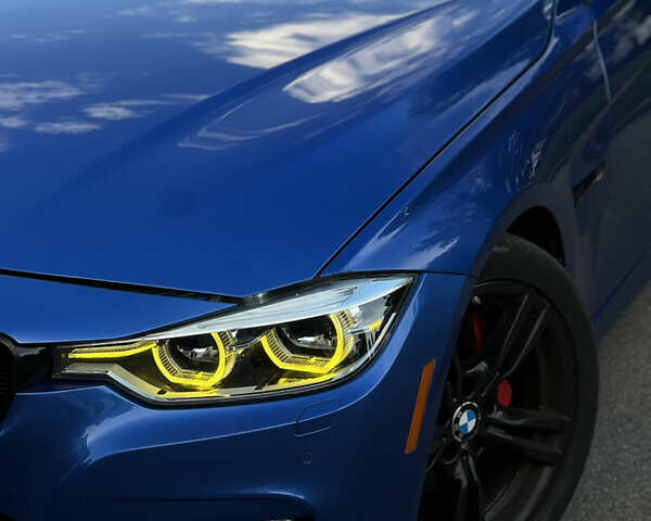 Синий БМВ 3 Серия, объемом двигателя 2 л и пробегом 171 тыс. км за 17950 $, фото 2 на Automoto.ua