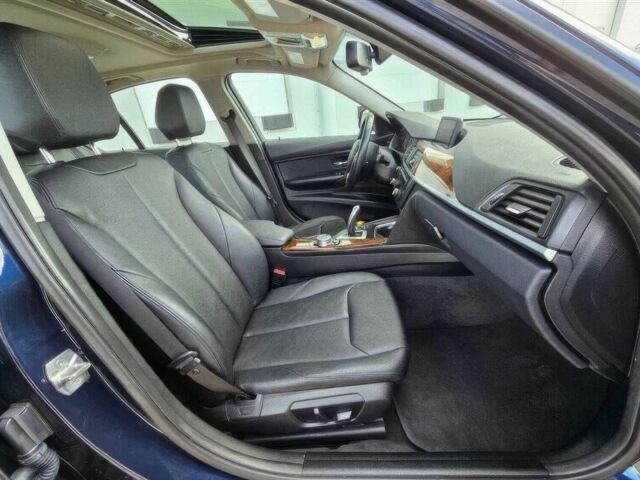 Синій БМВ 3 Серія, об'ємом двигуна 2 л та пробігом 78 тис. км за 1800 $, фото 8 на Automoto.ua