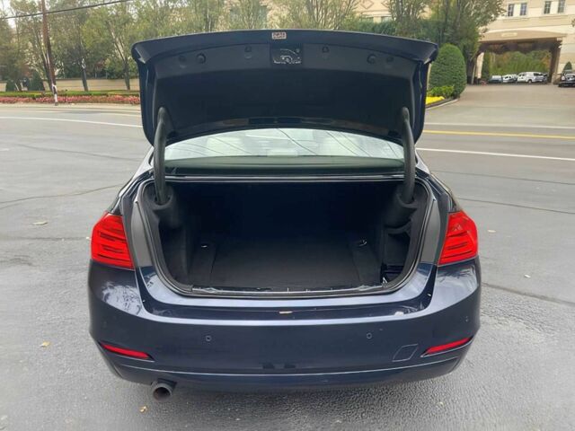 Синій БМВ 3 Серія, об'ємом двигуна 2 л та пробігом 70 тис. км за 4800 $, фото 13 на Automoto.ua