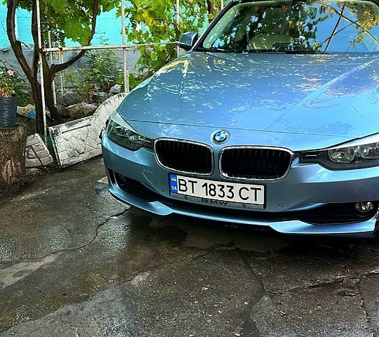 Синий БМВ 3 Серия, объемом двигателя 2 л и пробегом 170 тыс. км за 13200 $, фото 1 на Automoto.ua