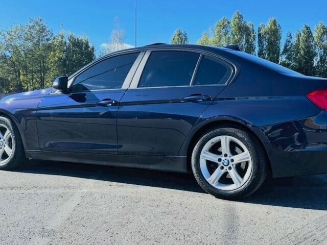 Синій БМВ 3 Серія, об'ємом двигуна 2 л та пробігом 165 тис. км за 11000 $, фото 1 на Automoto.ua