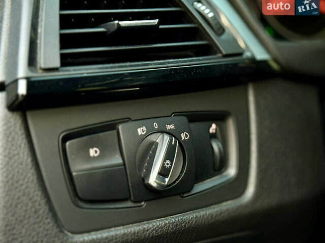 Синий БМВ 3 Серия, объемом двигателя 2.98 л и пробегом 135 тыс. км за 19500 $, фото 25 на Automoto.ua