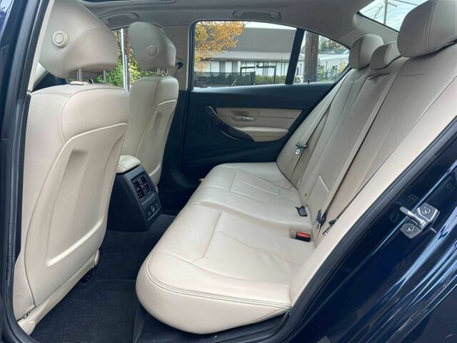 Синій БМВ 3 Серія, об'ємом двигуна 2 л та пробігом 70 тис. км за 4800 $, фото 11 на Automoto.ua