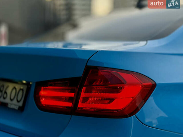Синий БМВ 3 Серия, объемом двигателя 2.98 л и пробегом 135 тыс. км за 19500 $, фото 21 на Automoto.ua
