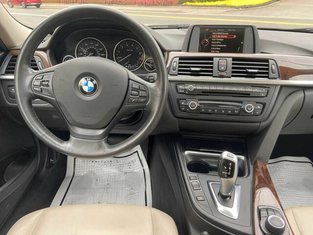 Синий БМВ 3 Серия, объемом двигателя 2 л и пробегом 71 тыс. км за 5200 $, фото 9 на Automoto.ua