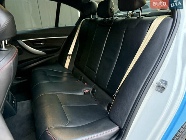 Синий БМВ 3 Серия, объемом двигателя 2.98 л и пробегом 135 тыс. км за 19500 $, фото 37 на Automoto.ua