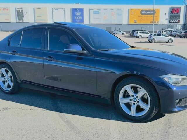 Синій БМВ 3 Серія, об'ємом двигуна 2 л та пробігом 165 тис. км за 11000 $, фото 4 на Automoto.ua