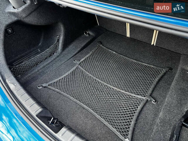 Синий БМВ 3 Серия, объемом двигателя 2 л и пробегом 153 тыс. км за 16000 $, фото 21 на Automoto.ua