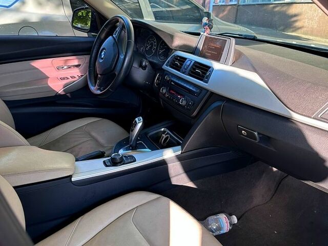 Синий БМВ 3 Серия, объемом двигателя 2 л и пробегом 170 тыс. км за 13200 $, фото 8 на Automoto.ua