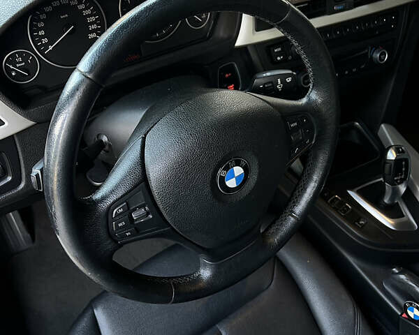 Синий БМВ 3 Серия, объемом двигателя 2 л и пробегом 270 тыс. км за 17000 $, фото 15 на Automoto.ua