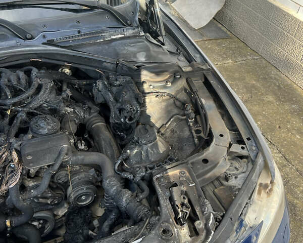 Синій БМВ 3 Серія, об'ємом двигуна 2 л та пробігом 210 тис. км за 6800 $, фото 10 на Automoto.ua