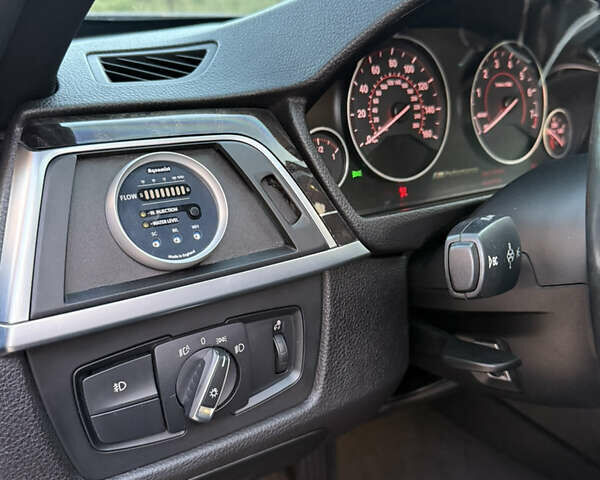 Синий БМВ 3 Серия, объемом двигателя 3 л и пробегом 140 тыс. км за 31000 $, фото 11 на Automoto.ua