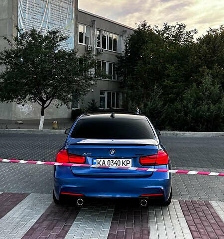 Синий БМВ 3 Серия, объемом двигателя 2.98 л и пробегом 110 тыс. км за 20500 $, фото 12 на Automoto.ua