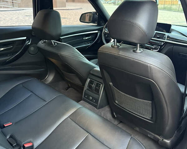 Синий БМВ 3 Серия, объемом двигателя 3 л и пробегом 140 тыс. км за 31000 $, фото 15 на Automoto.ua