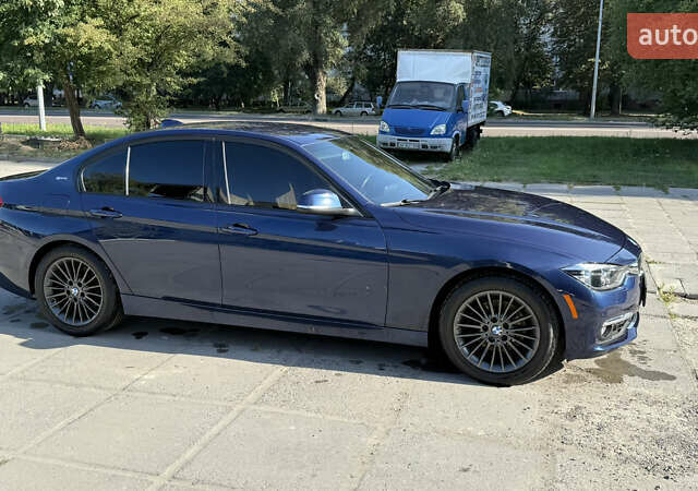 Синий БМВ 3 Серия, объемом двигателя 2 л и пробегом 160 тыс. км за 19100 $, фото 7 на Automoto.ua