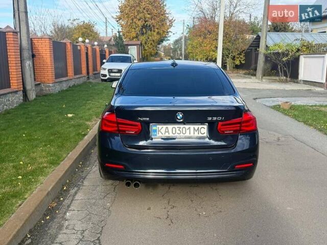 БМВ 3 Серия 2016 в Киеве на Automoto.ua Синий БМВ 3 Серия, объемом двигателя 2 л и пробегом 125 тыс. км за 16999 $, фото 4 на Automoto.ua