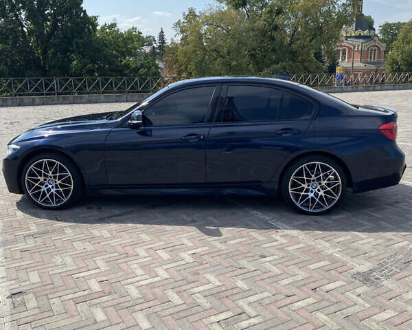 Синий БМВ 3 Серия, объемом двигателя 2 л и пробегом 166 тыс. км за 20200 $, фото 2 на Automoto.ua