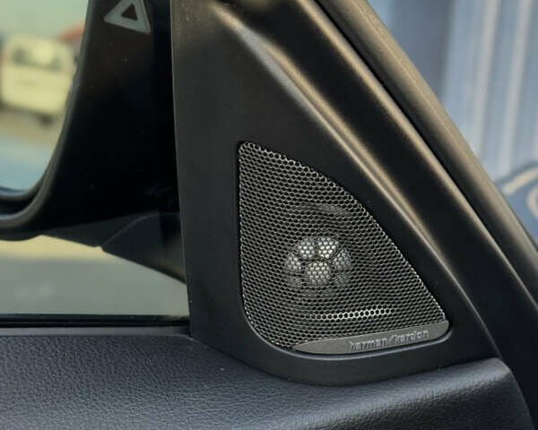 Синий БМВ 3 Серия, объемом двигателя 2 л и пробегом 178 тыс. км за 16500 $, фото 19 на Automoto.ua