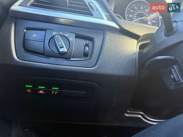 БМВ 3 Серия 2016 в Киеве на Automoto.ua Синий БМВ 3 Серия, объемом двигателя 2 л и пробегом 125 тыс. км за 16999 $, фото 11 на Automoto.ua