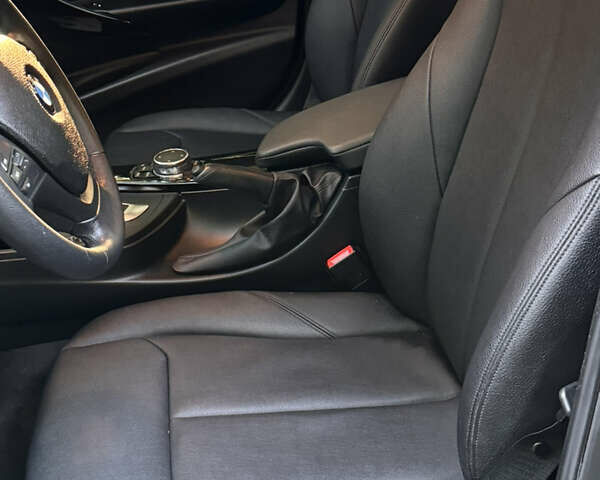 Синій БМВ 3 Серія, об'ємом двигуна 2 л та пробігом 91 тис. км за 21000 $, фото 23 на Automoto.ua