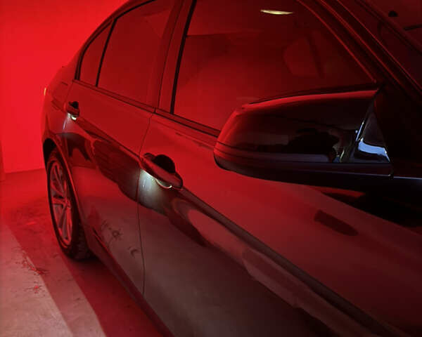 Синий БМВ 3 Серия, объемом двигателя 2 л и пробегом 148 тыс. км за 14000 $, фото 4 на Automoto.ua