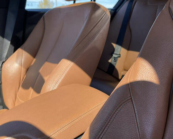 Синій БМВ 3 Серія, об'ємом двигуна 2 л та пробігом 113 тис. км за 19500 $, фото 16 на Automoto.ua
