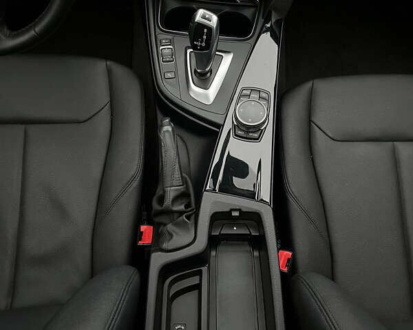 Синий БМВ 3 Серия, объемом двигателя 2 л и пробегом 91 тыс. км за 19900 $, фото 9 на Automoto.ua