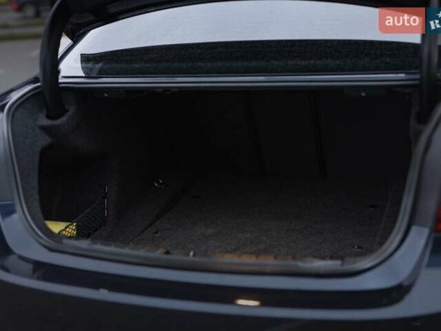 Синий БМВ 3 Серия, объемом двигателя 2 л и пробегом 163 тыс. км за 17200 $, фото 15 на Automoto.ua