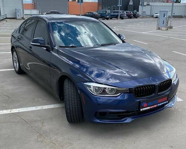Синий БМВ 3 Серия, объемом двигателя 2 л и пробегом 131 тыс. км за 9800 $, фото 2 на Automoto.ua