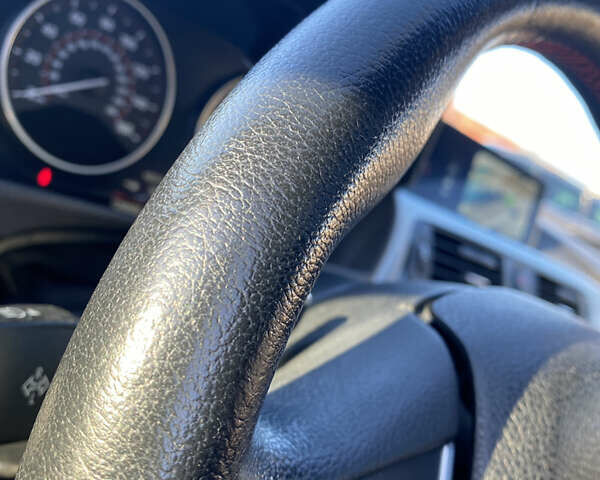 Синій БМВ 3 Серія, об'ємом двигуна 2 л та пробігом 136 тис. км за 18700 $, фото 12 на Automoto.ua